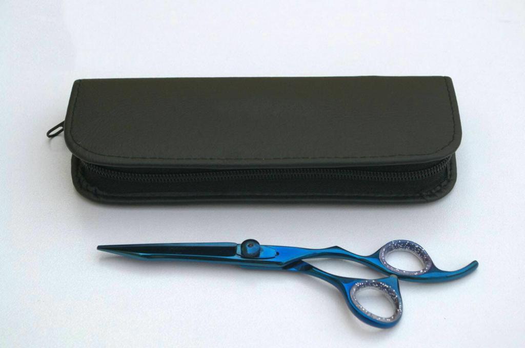 Hair Cutting Scissors - Image 4