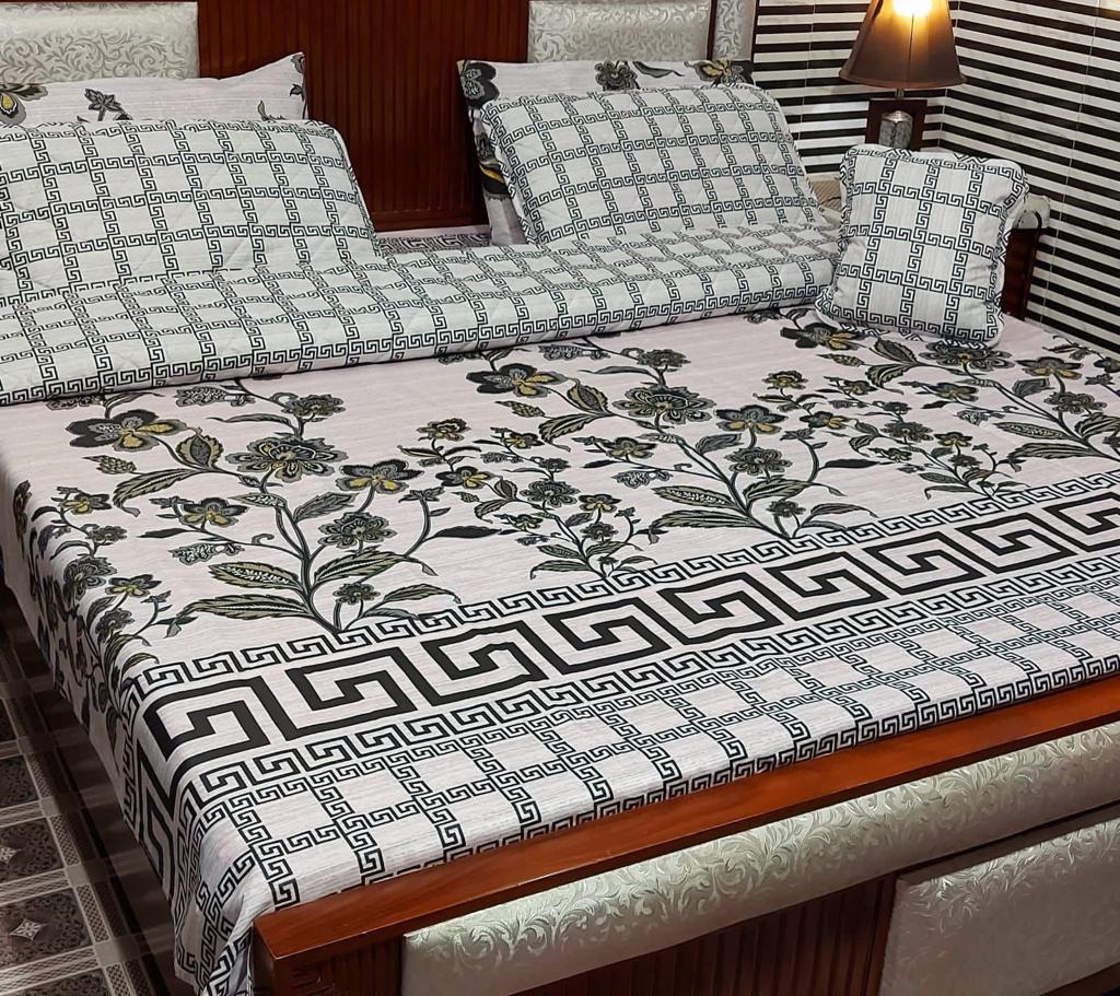 Best Bed Sheets - Image 3
